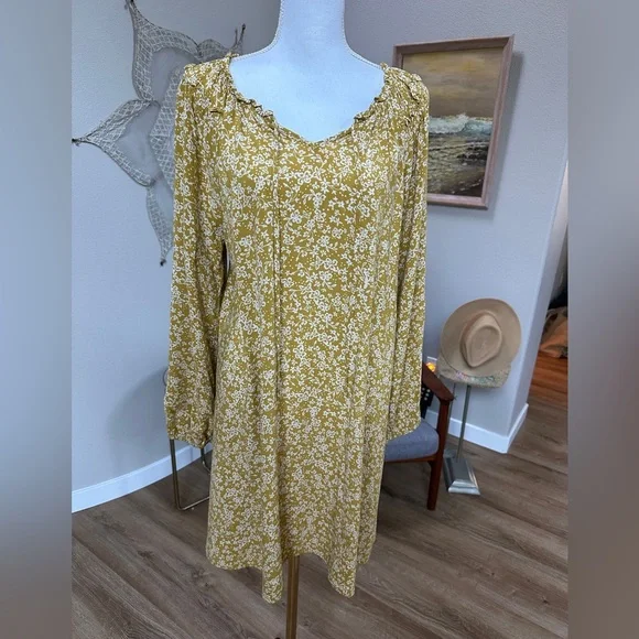 Naïf boho flowy tiny floral print straight shift midi dress - Picture 2 of 8